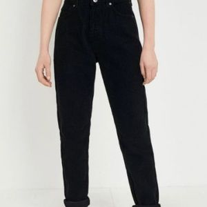 BDG corduroy pant in black (boyfriend style)